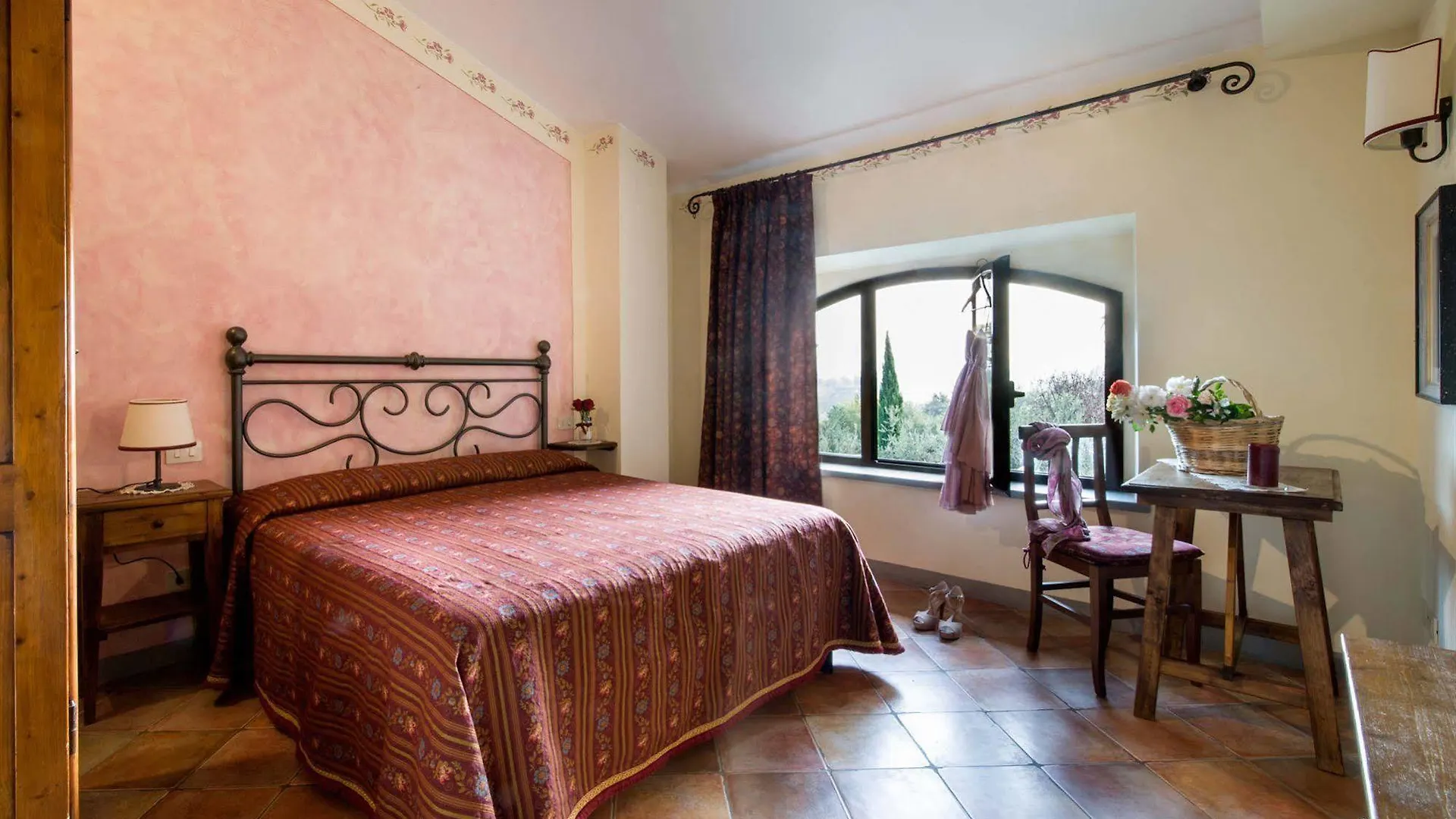 B&B Ponte A Nappo سان جيمينيانو